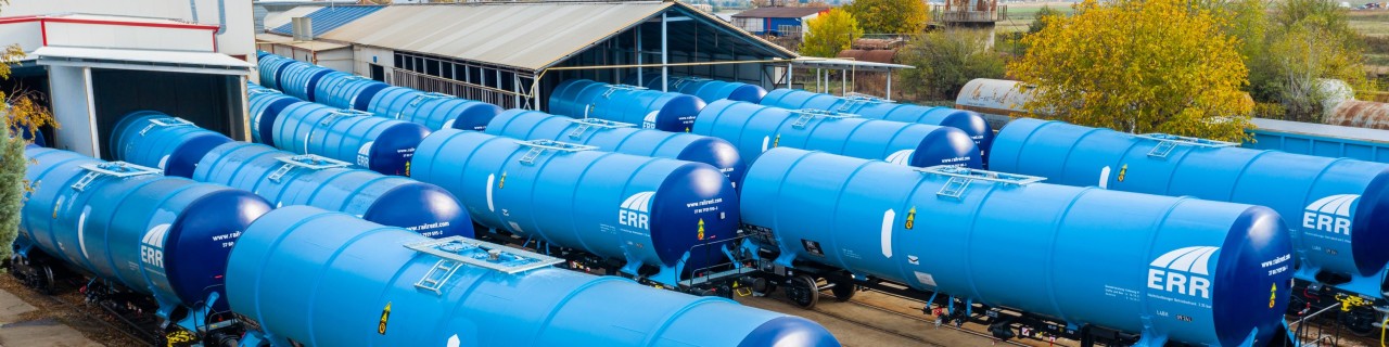many blue freight waggons