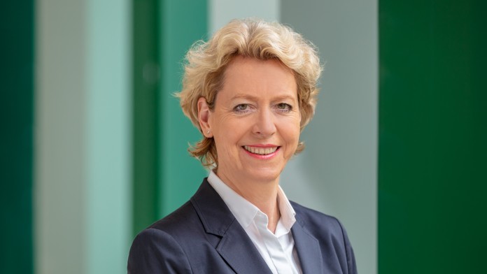 Portrai Marion Schrieder, KfW IPEX-Bank