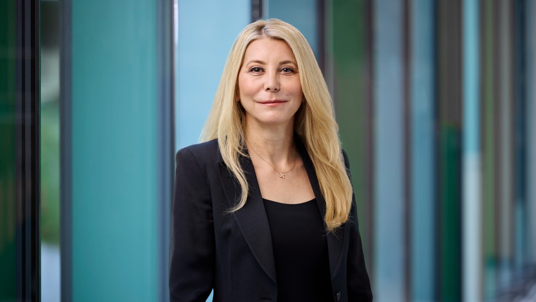 World map with lettering "Annual Report 2024"